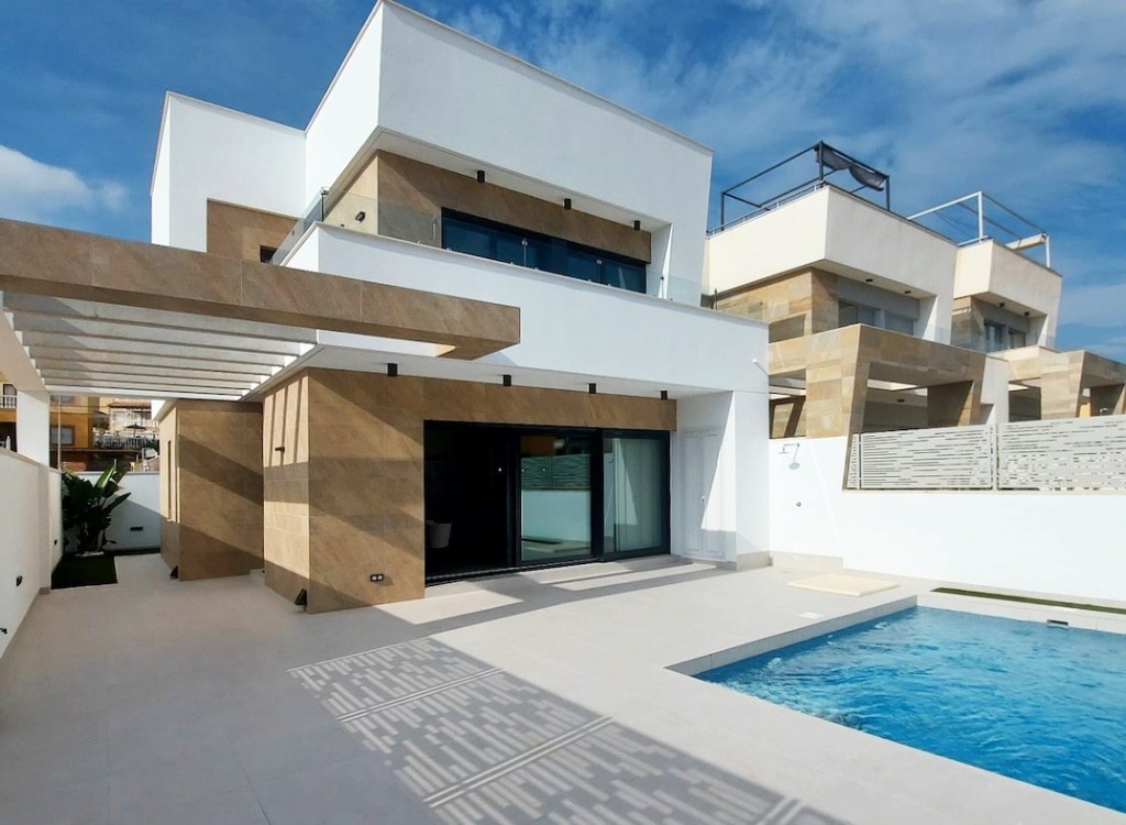 New Build - Villa -
San Miguel De Salinas